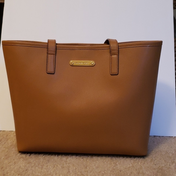 Michael Kors Handbags - MICHAEL KORS caramel leather tote